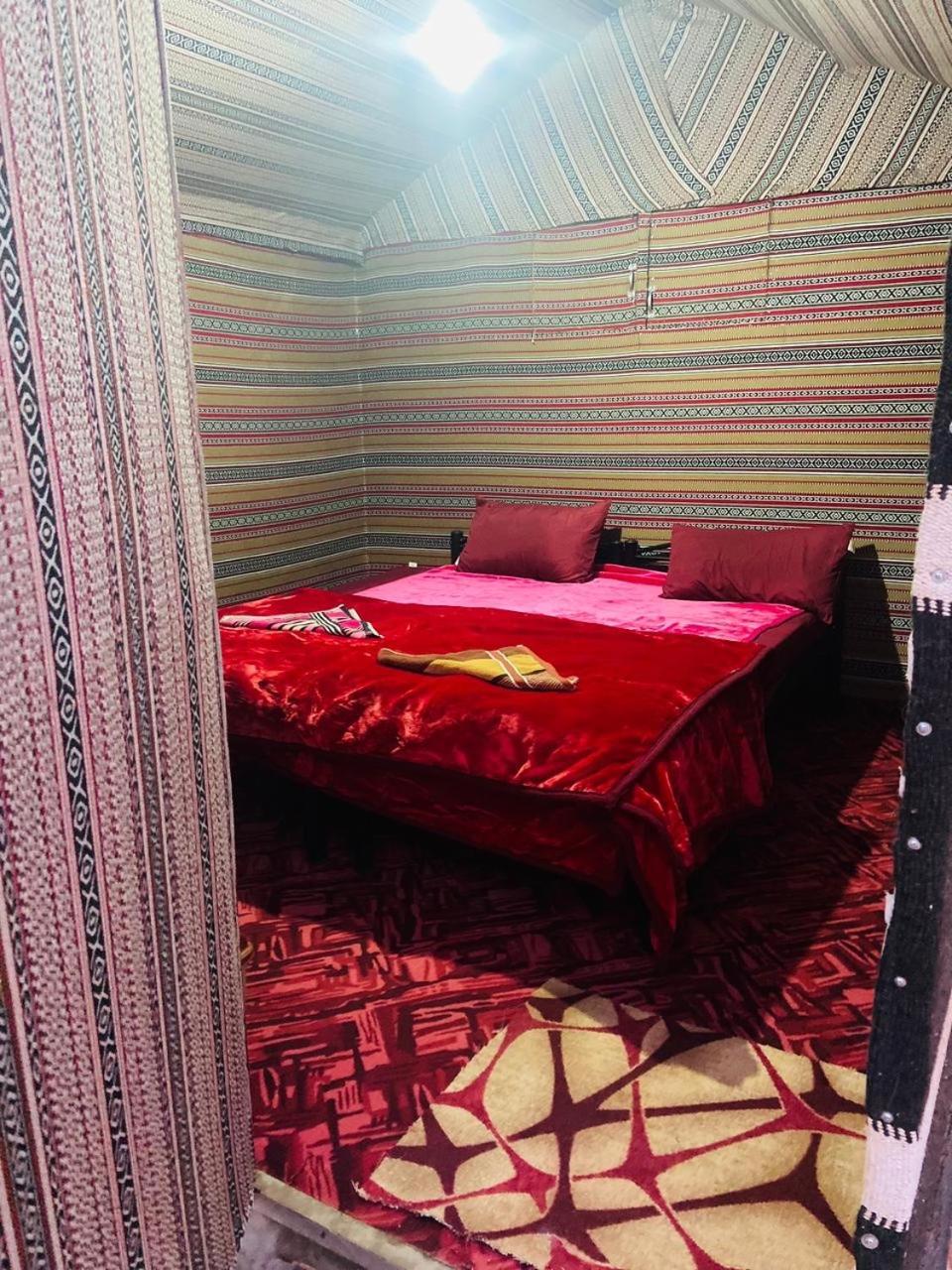 Wadi Rum Bedouin Heart Camp Exterior photo